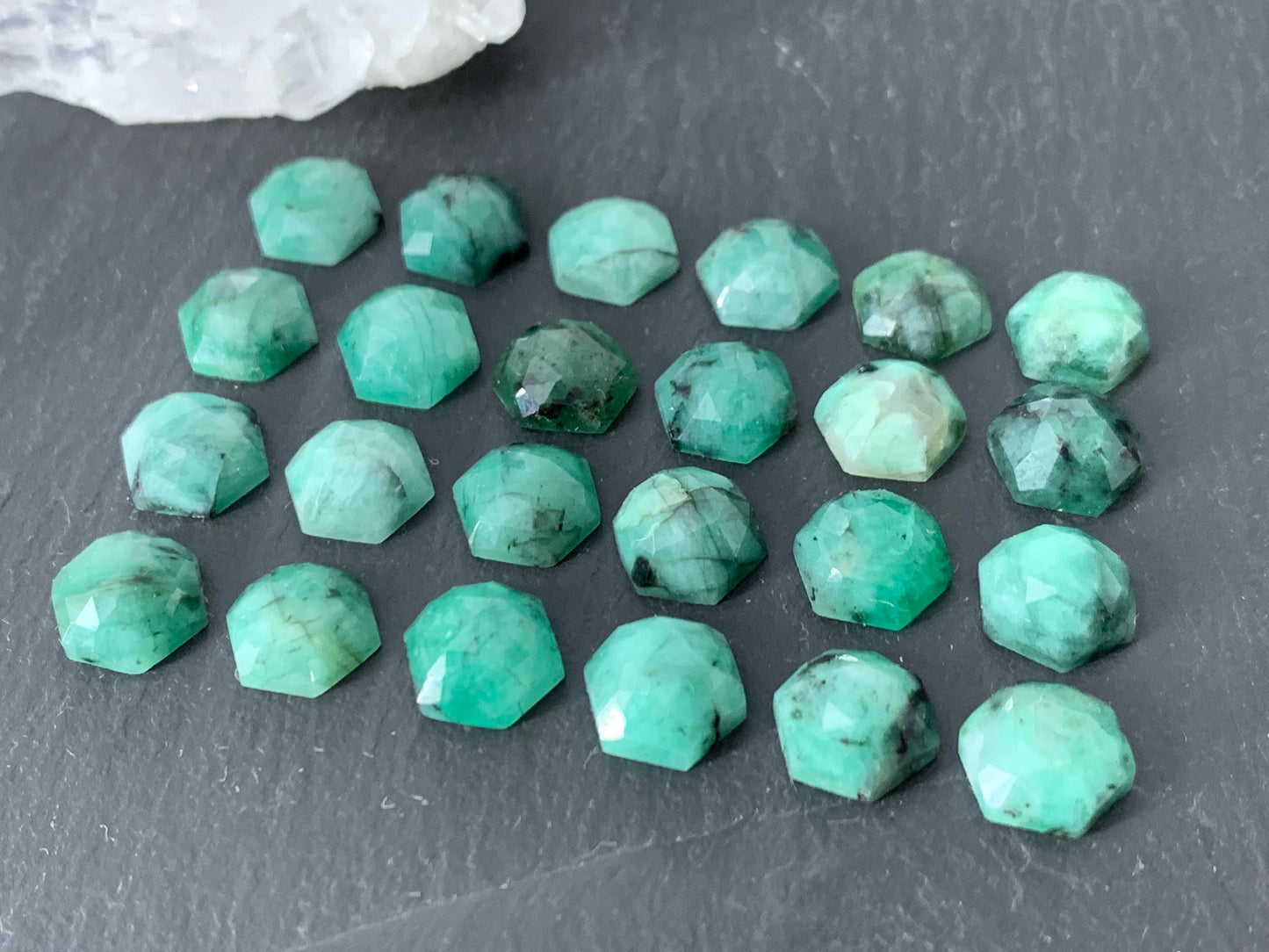 Faceted Emerald hexagon 8mm cabochon