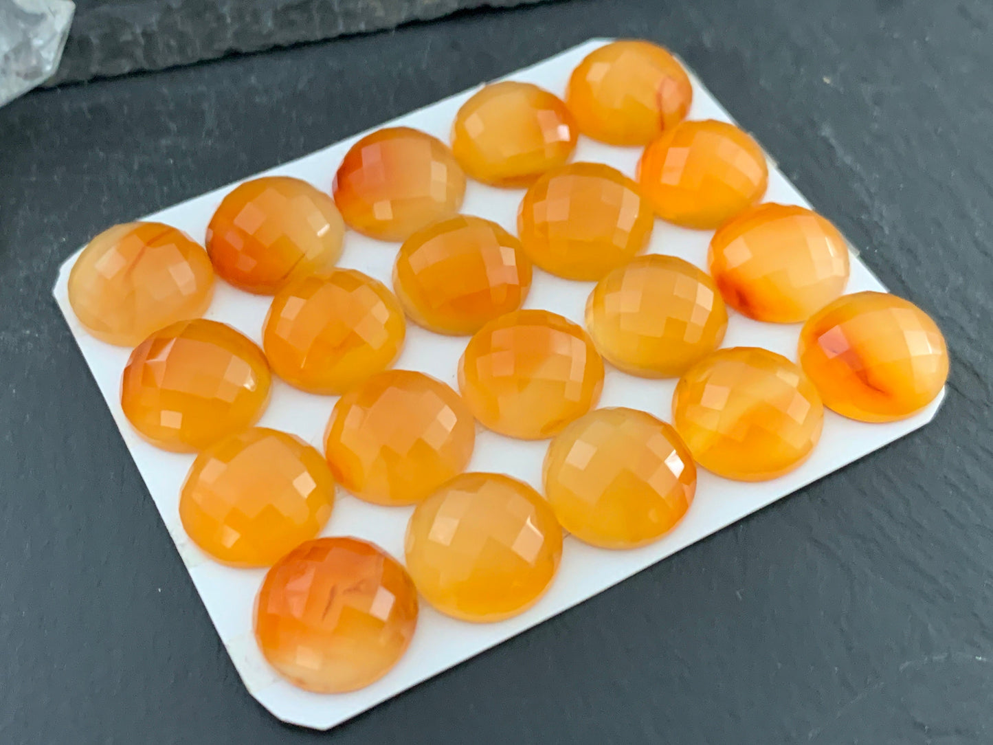 Faceted Carnelian round 13mm cabochon - Calibrated cabochons