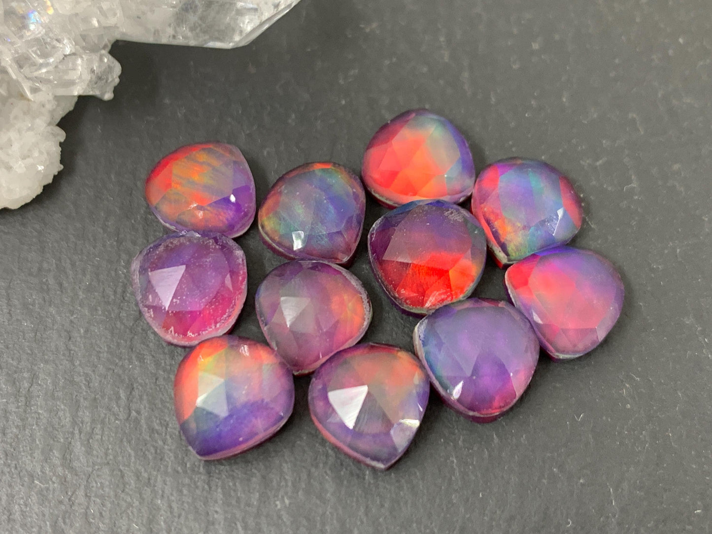 Faceted Aurora Opal pear 8mm cabochon - Doublet cabochons