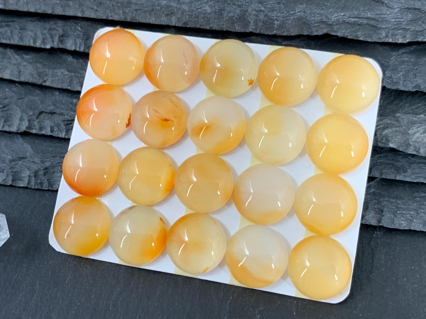 Carnelian round 15mm cabochon - Calibrated cabochons