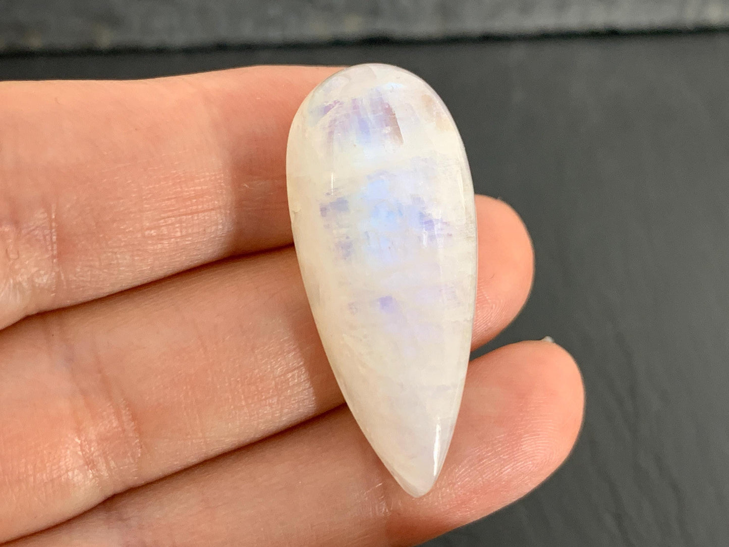 Rainbow Moonstone pear 37x16x9mm cabochon