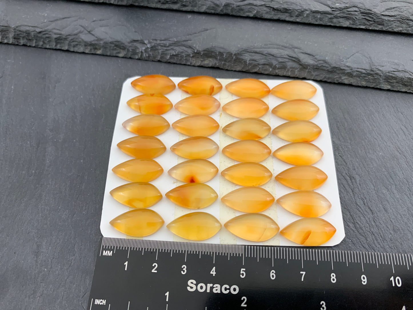 Carnelian miss asia 10x20mm cabochon - Calibrated cabochons