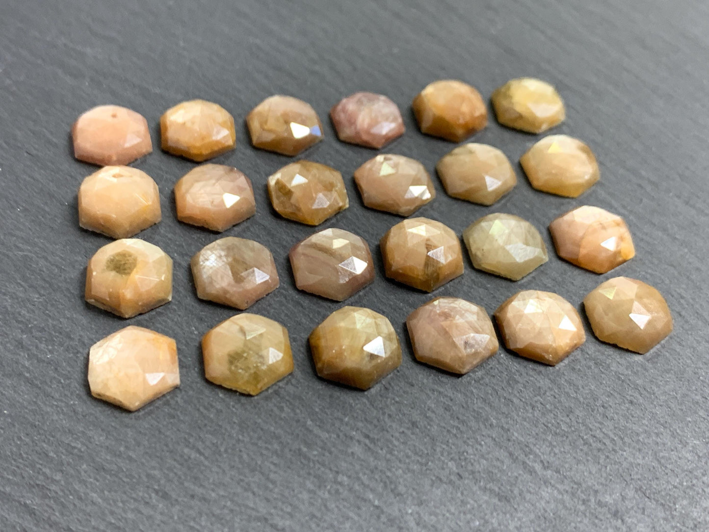 Faceted yellow Sapphire hexagon 10mm cabochon