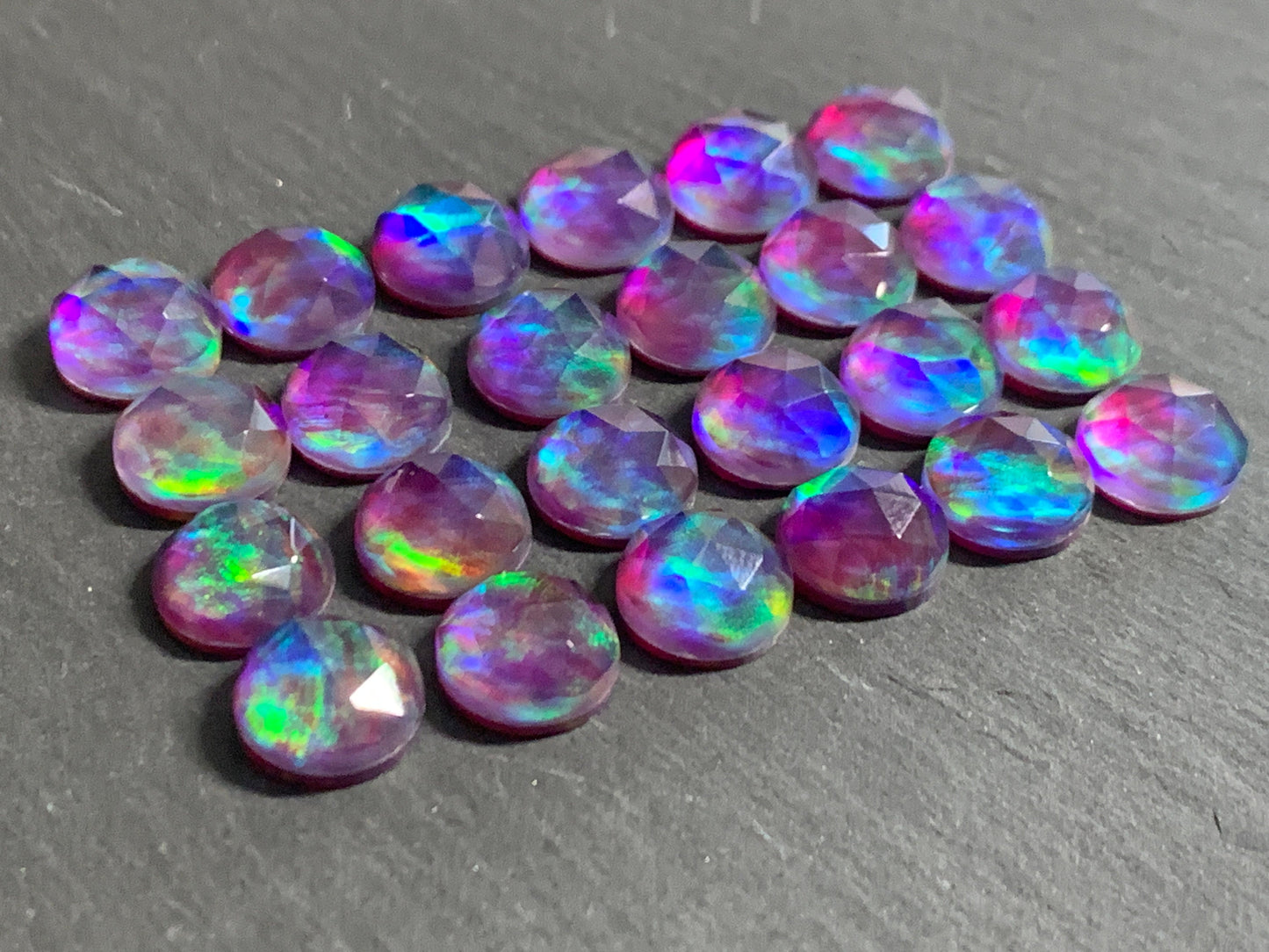 Faceted Aurora Opal round 10mm cabochon - Doublet cabochons