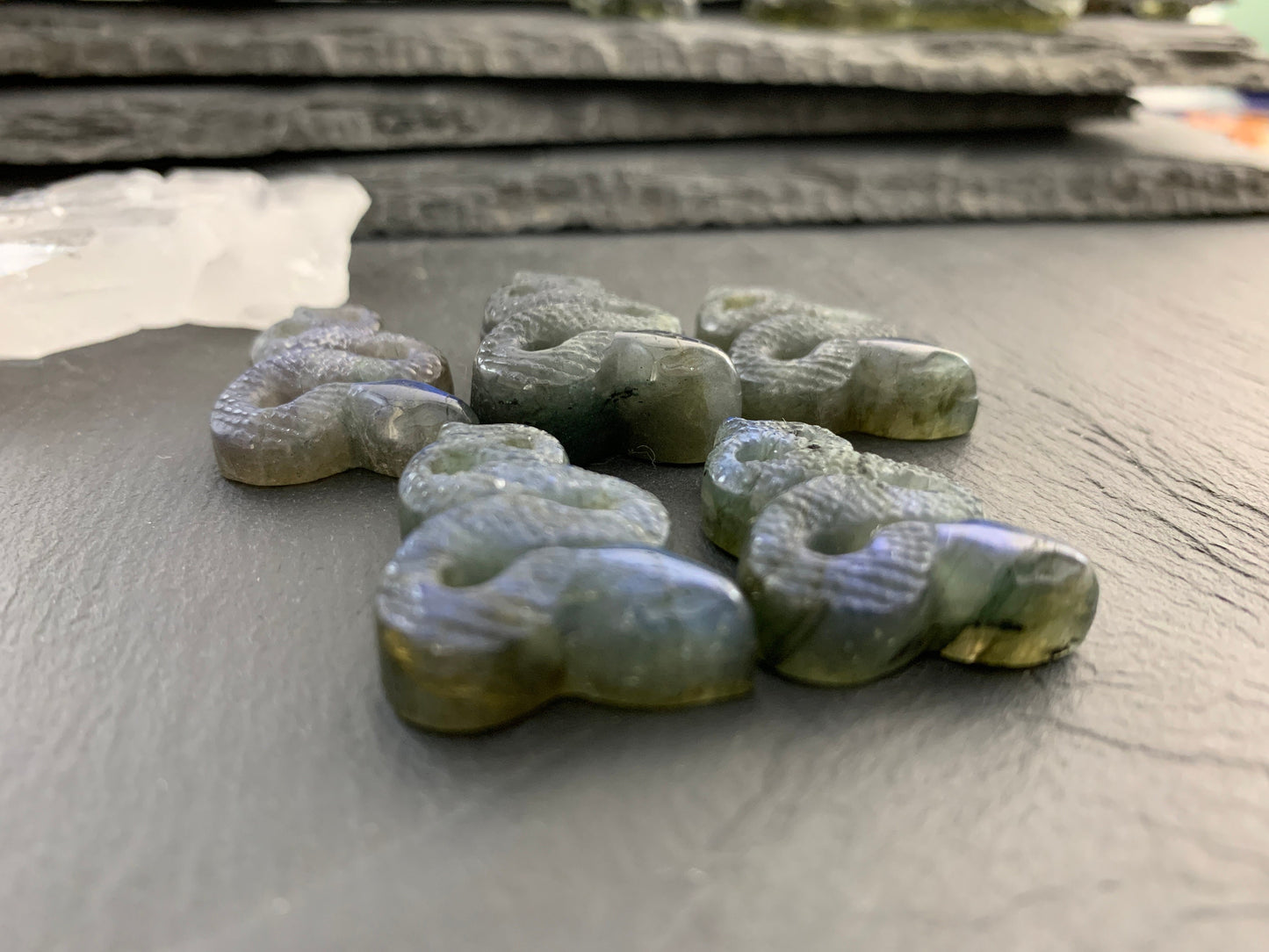 Labradorite snake cabochon - Snake carving