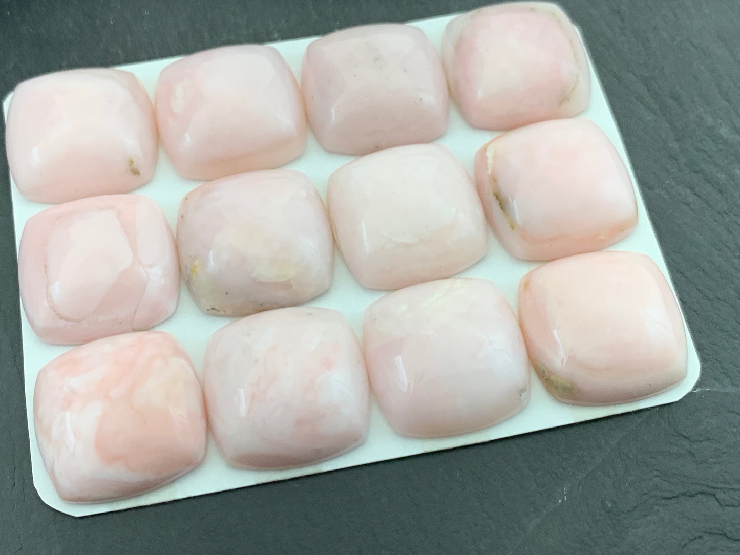 Pink Opal square cushion 20mm cabochon - Calibrated cabochons