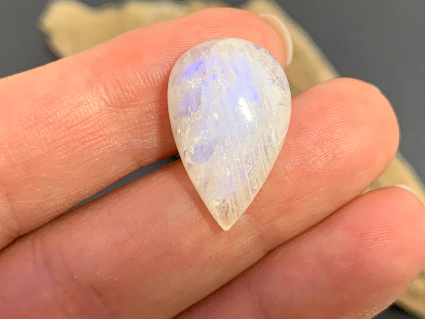 Rainbow Moonstone cabochon 22x14x7mm