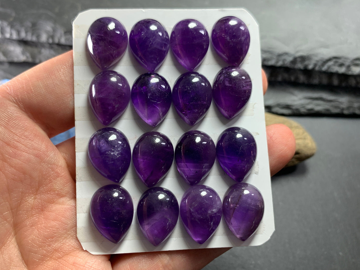 Amethyst pear 12x16mm Cabochon