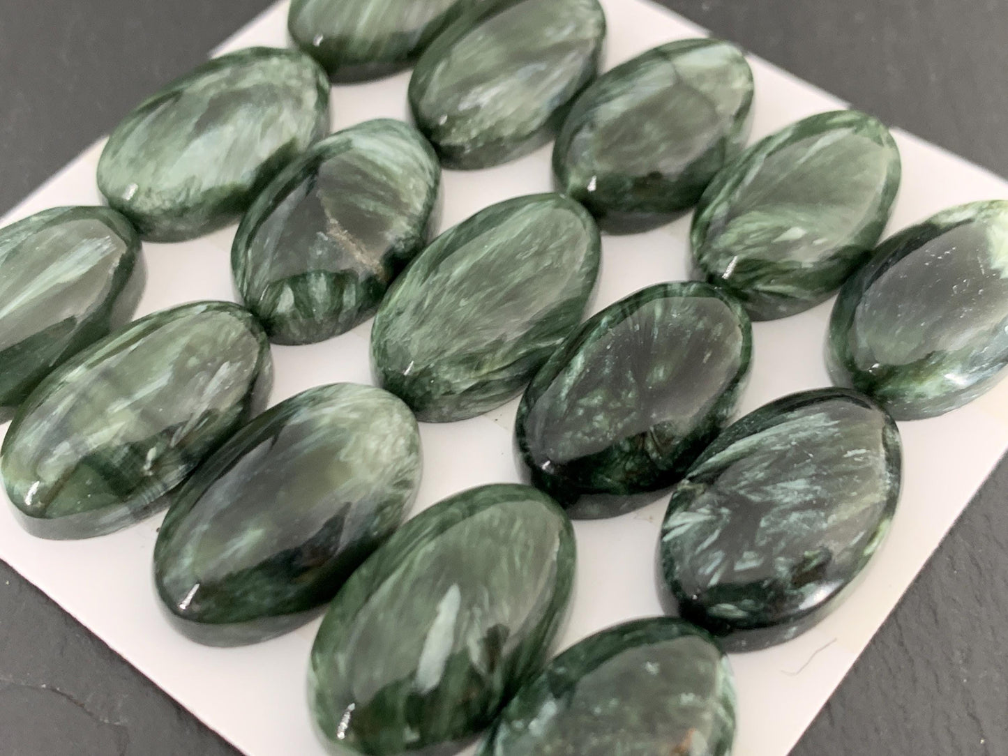 Seraphinite oval 12x20mm Cabochon - Calibrated cabochons