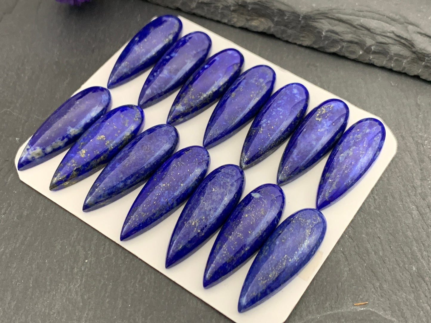 Lapis Lazuli pear 10x30mm cabochon - Calibrated cabochons