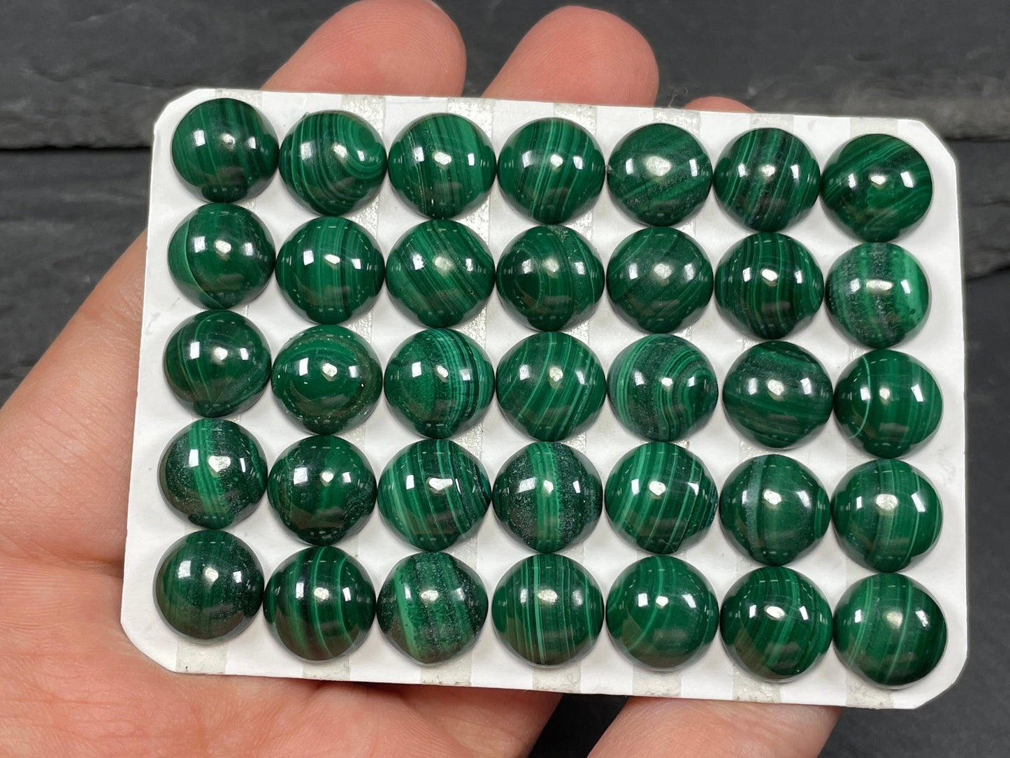 Malachite round 10mm cabochon - Calibrated cabochons