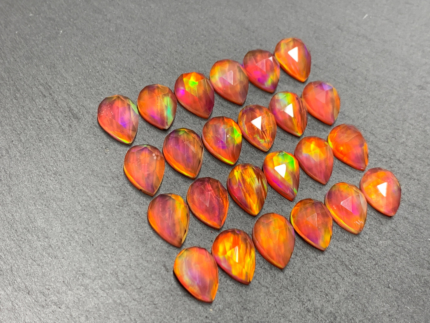 Faceted Aurora Opal Pear 10x14mm cabochon - Doublet cabochons
