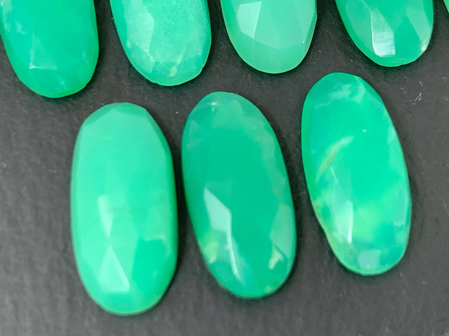 Faceted Chrysoprase oval 7x15mm cabochon