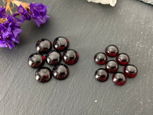 Red Garnet Round 10mm & 8mm cabochon