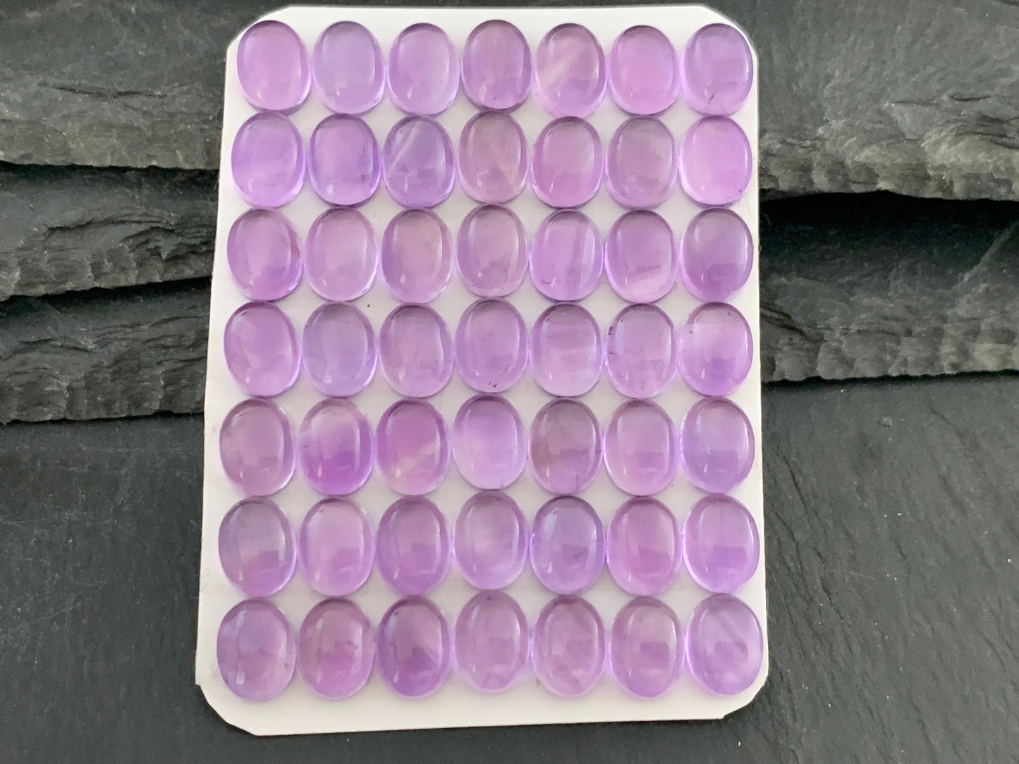 Amethyst oval 7x9mm cabochon - Calibrated cabochons