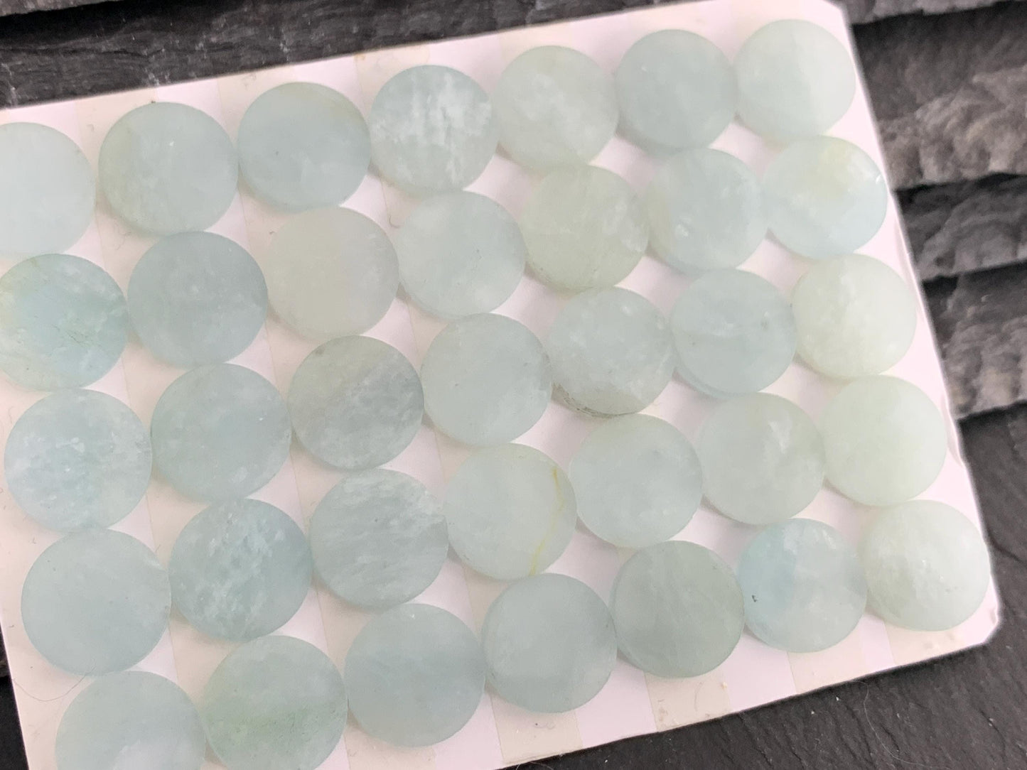 Flat Aquamarine round 10mm cabochon