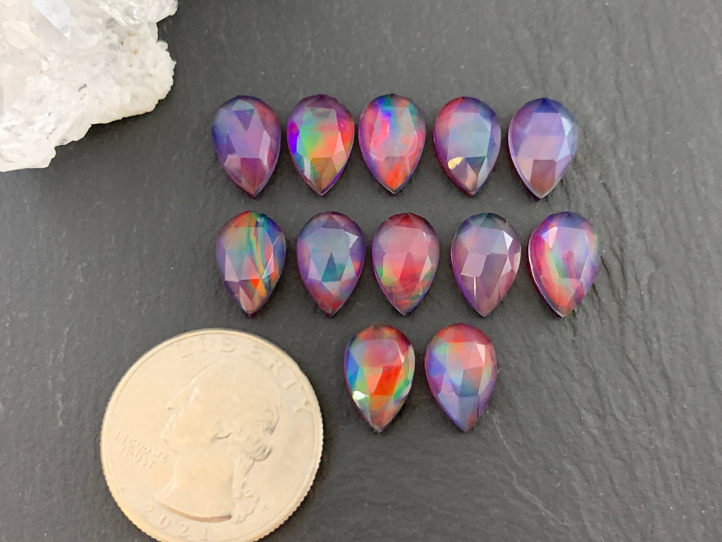 Faceted Aurora Opal pear 8x12mm cabochon - Doublet cabochons