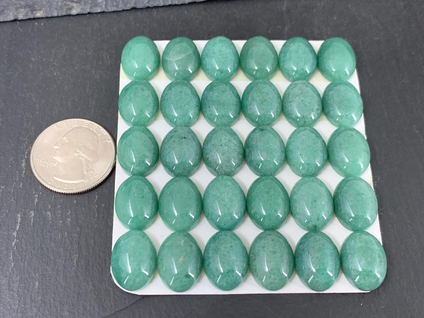Green Aventurine Cabochon - 12x16mm Oval Calibrated Gemstone for Jewelry Making