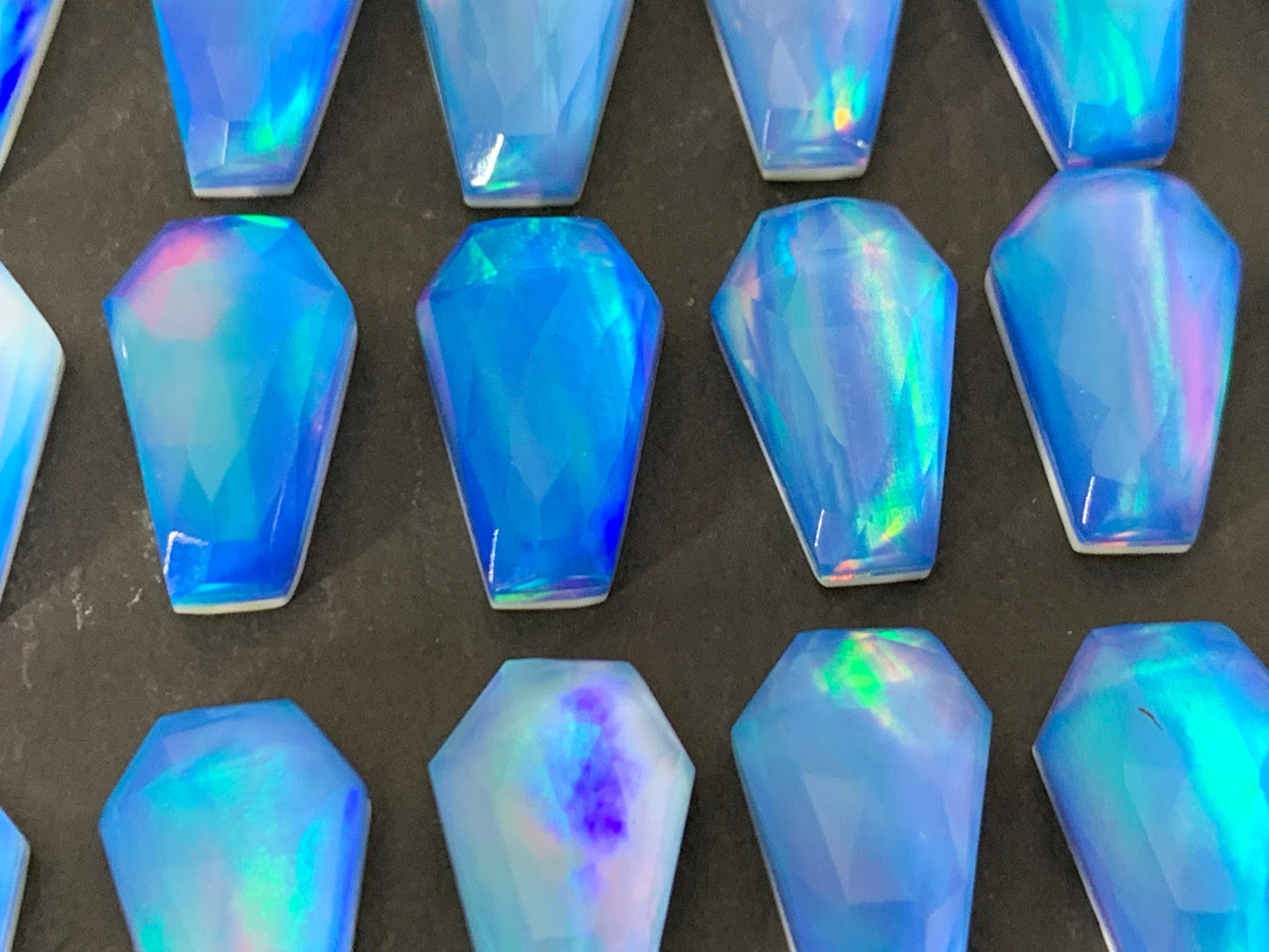 Faceted Aurora Opal coffin 10x16mm cabochon - Doublet cabochons