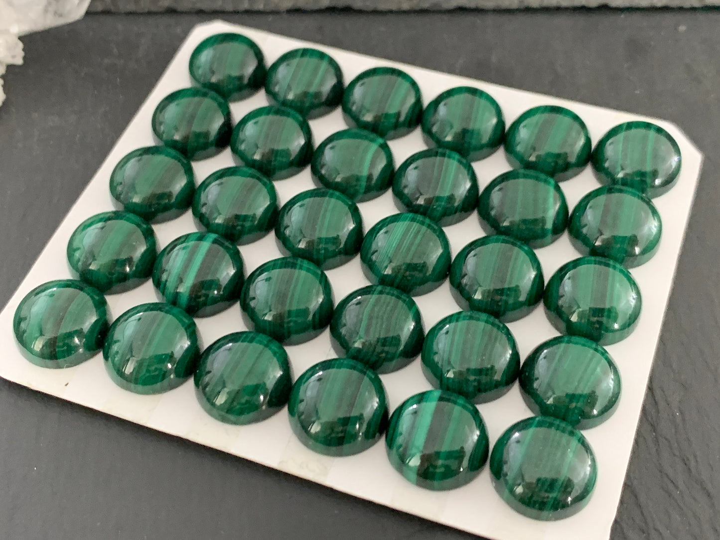 Malachite round 12mm cabochon - Calibrated cabochons
