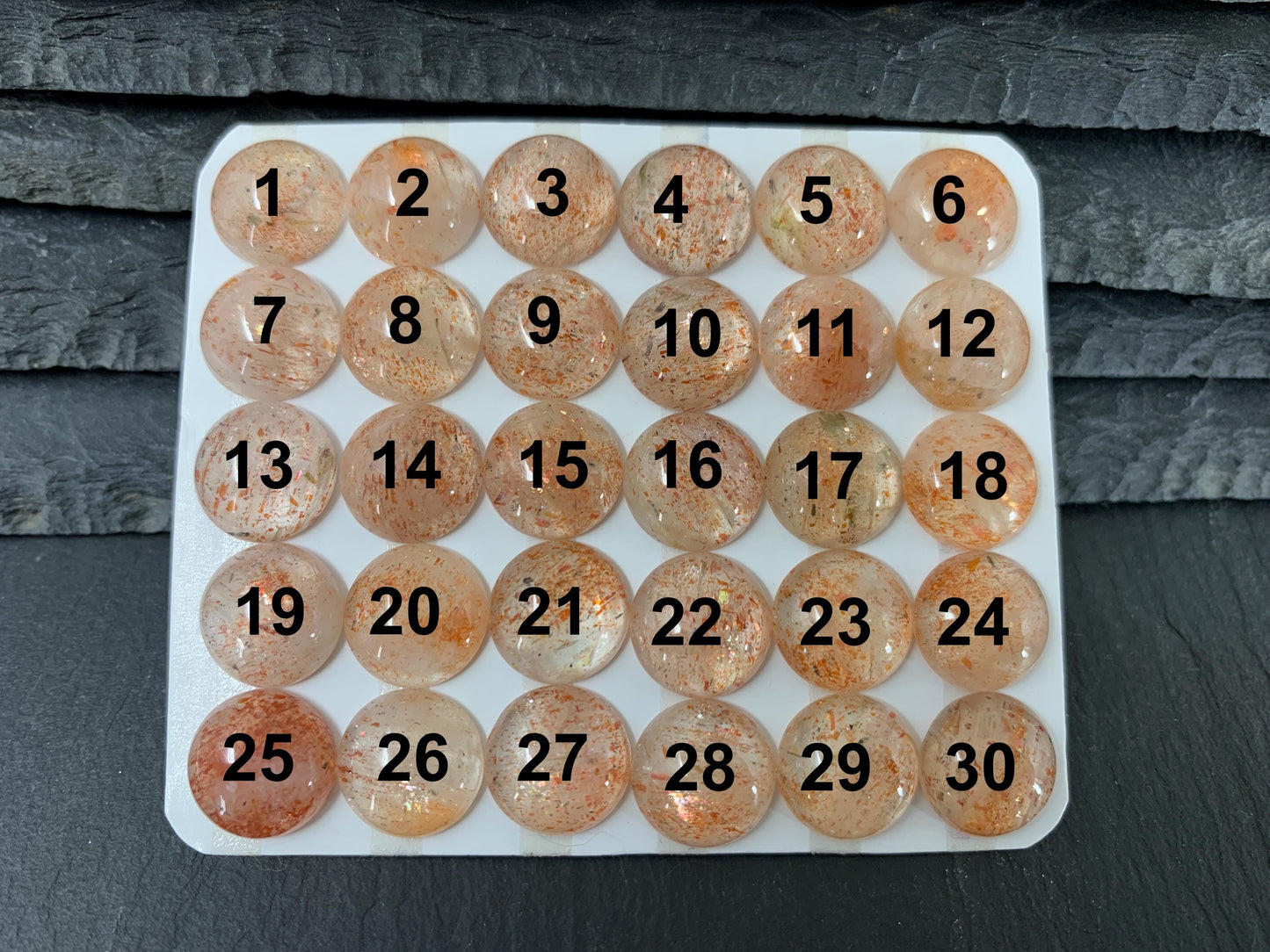 Sunstone round 12mm cabochon - Calibrated cabochons.