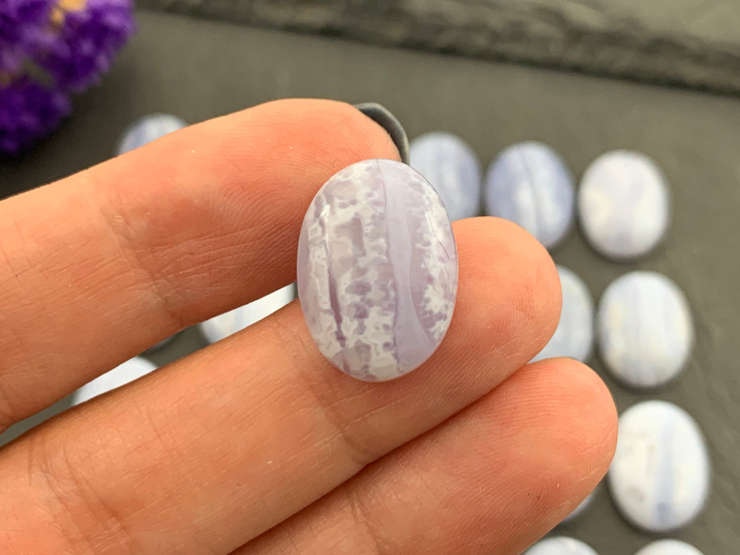 Blue Lace Agate oval 13x18mm cabochon - Calibrated cabochons