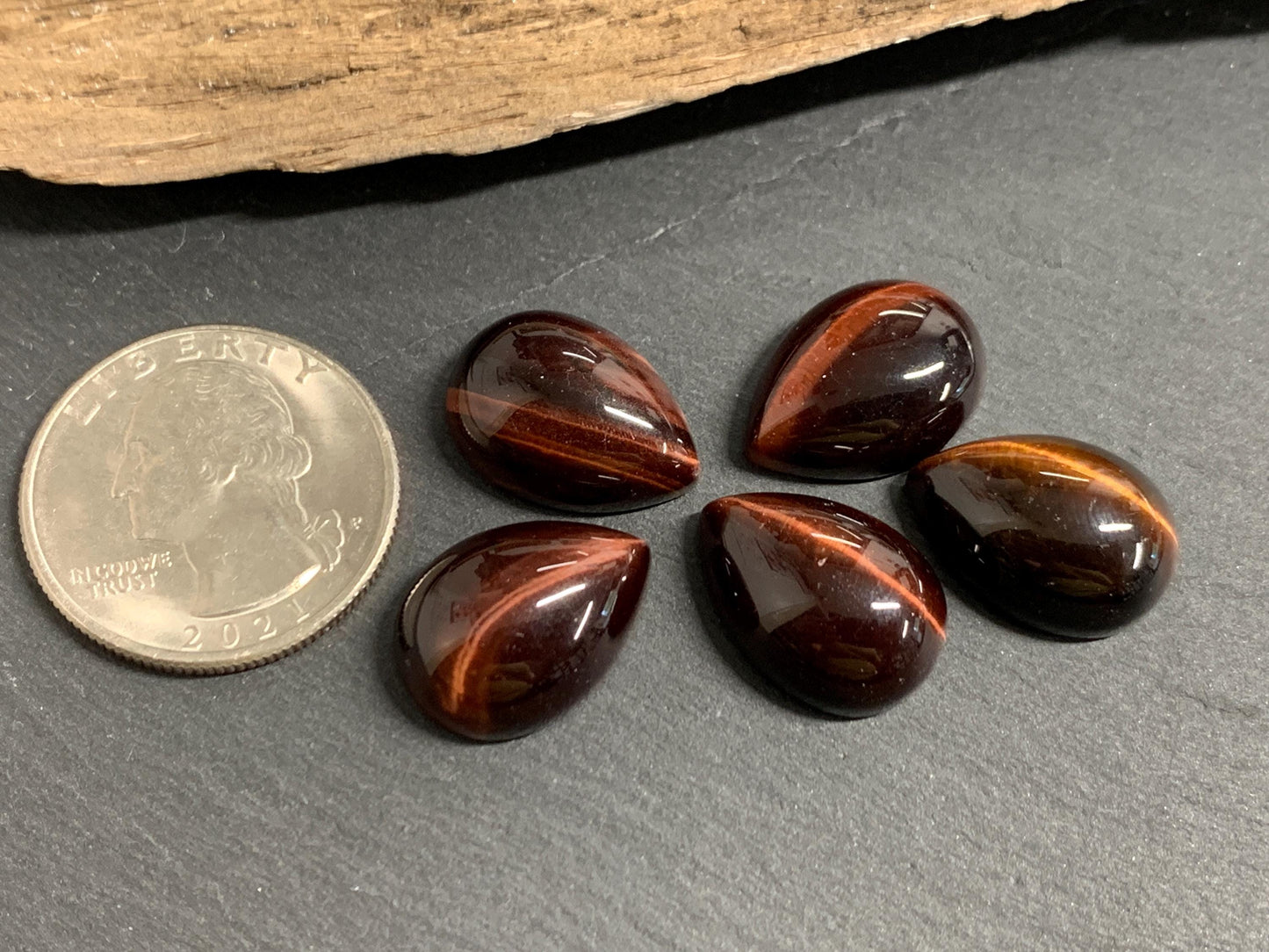 Red Tiger Eye pear 13x18mm cabochon - Calibrated cabochons