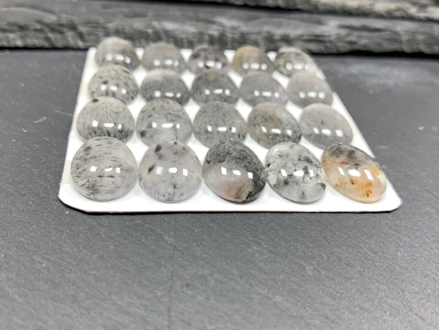 Super 7 oval 13x18mm cabochon - Calibrated cabochons