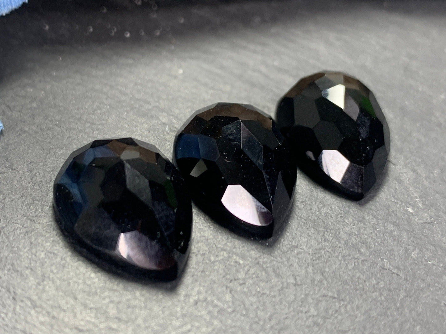 Faceted black Agate pear 13x18mm cabochon