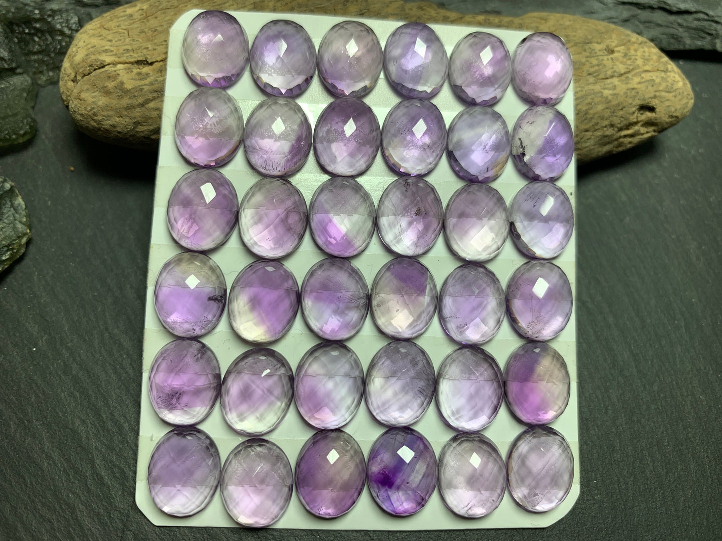 Faceted Amethyst oval 10x12mm cabochon - Calibrated cabochons