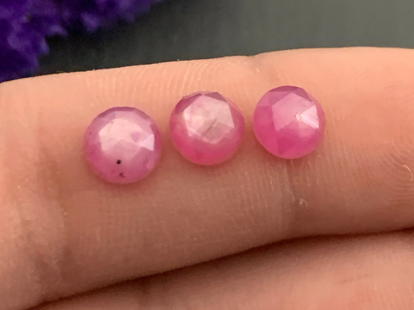 Faceted Silky Star Sapphire round 6mm Cabochon/ Light pink
