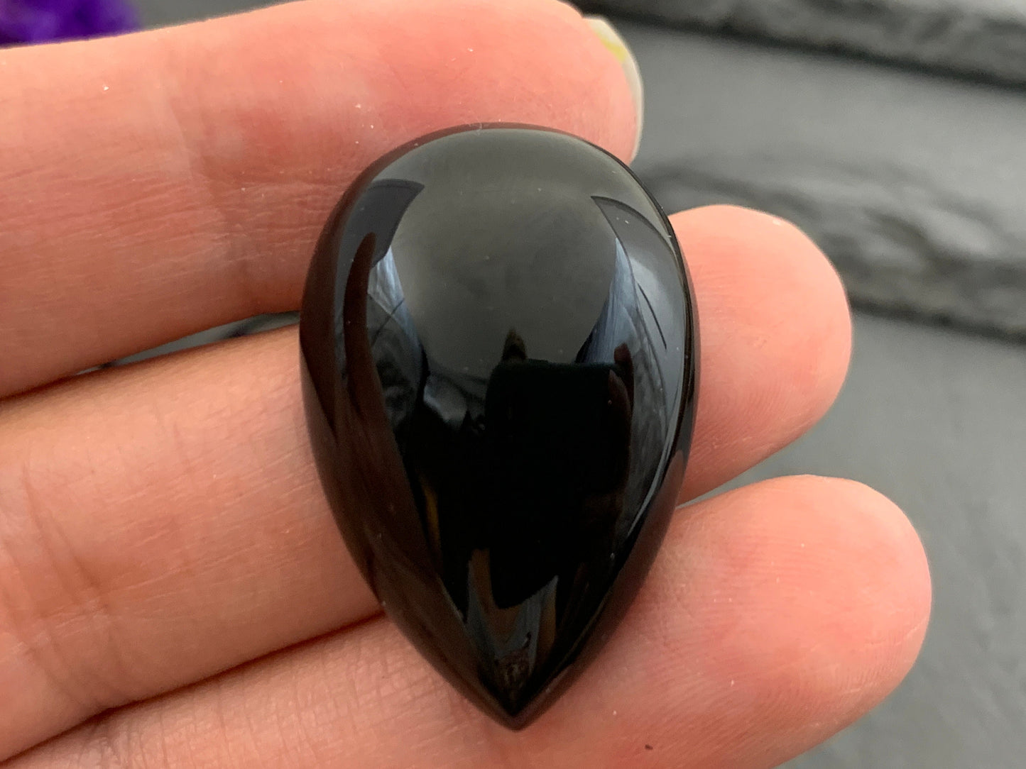 Black Agate pear cabochon 20x30mm - Calibrated cabochons