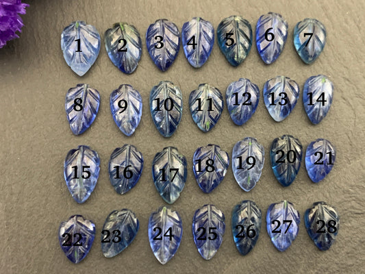 Blue Kyanite leaf 9-11mm long cabochon - Carved Kyanite leaf