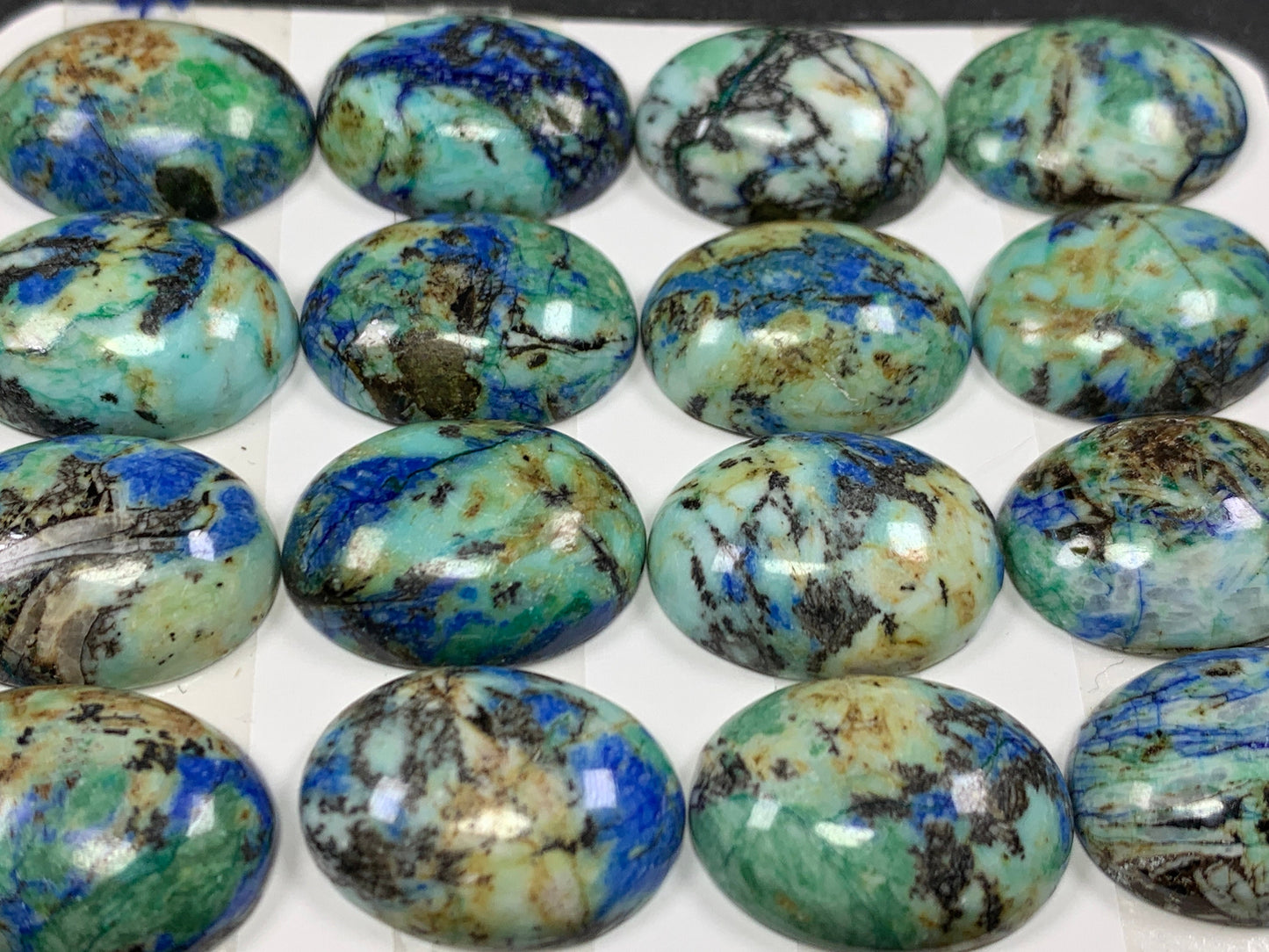 Azurite oval 15x20mm cabochon - Calibrated cabochons