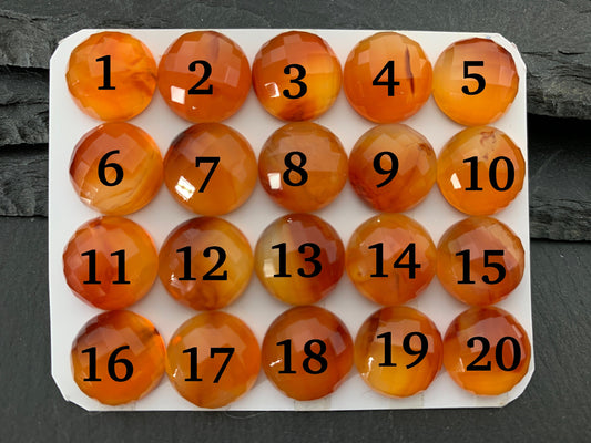 Faceted Carnelian round 13mm cabochon - Calibrated cabochon