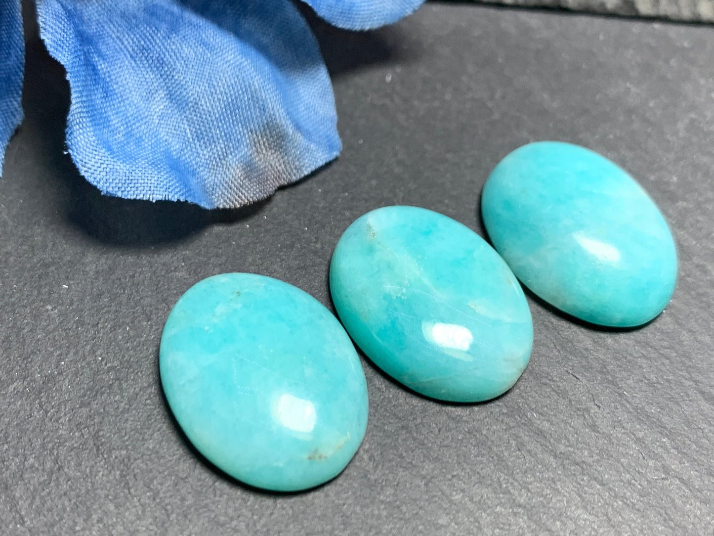 Amazonite oval cabochon 15x20mm - Calibrated cabochons