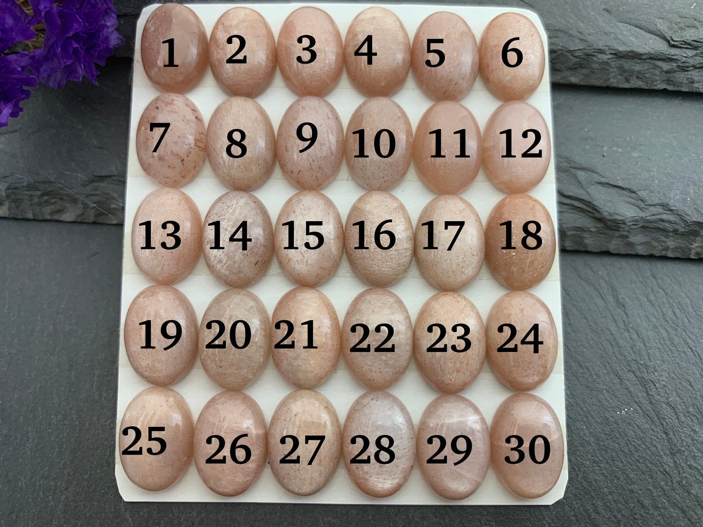 Pink Moonstone oval 10x14mm cabochon - Calibrated cabochons