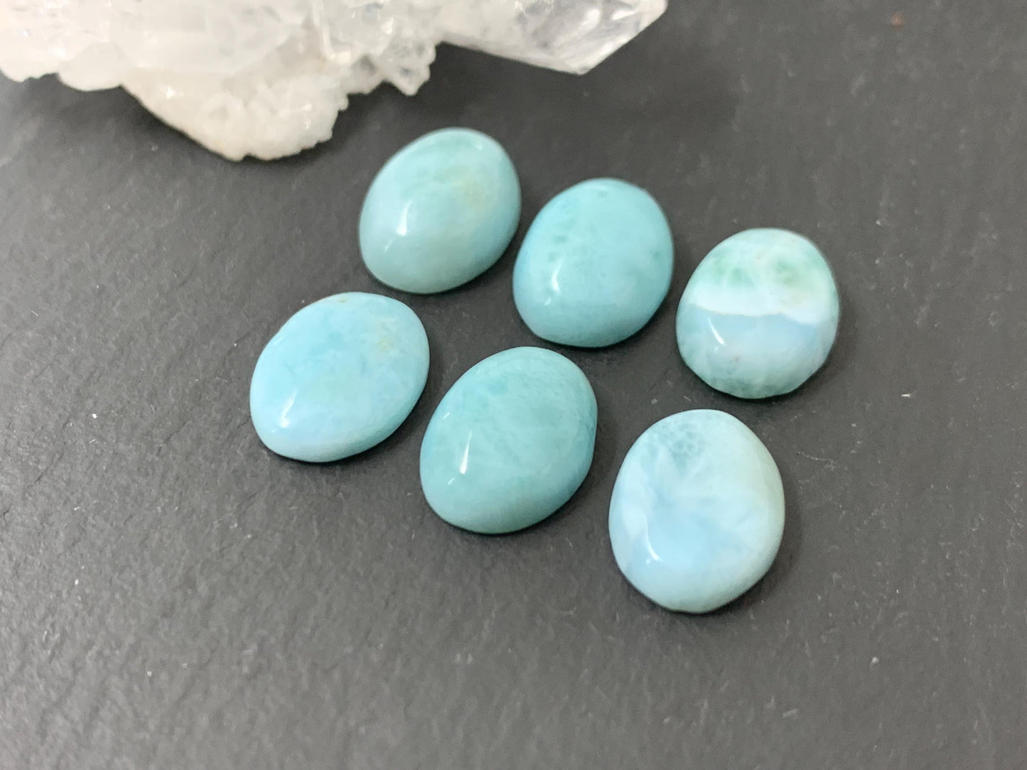 Larimar oval 10x14mm cabochon