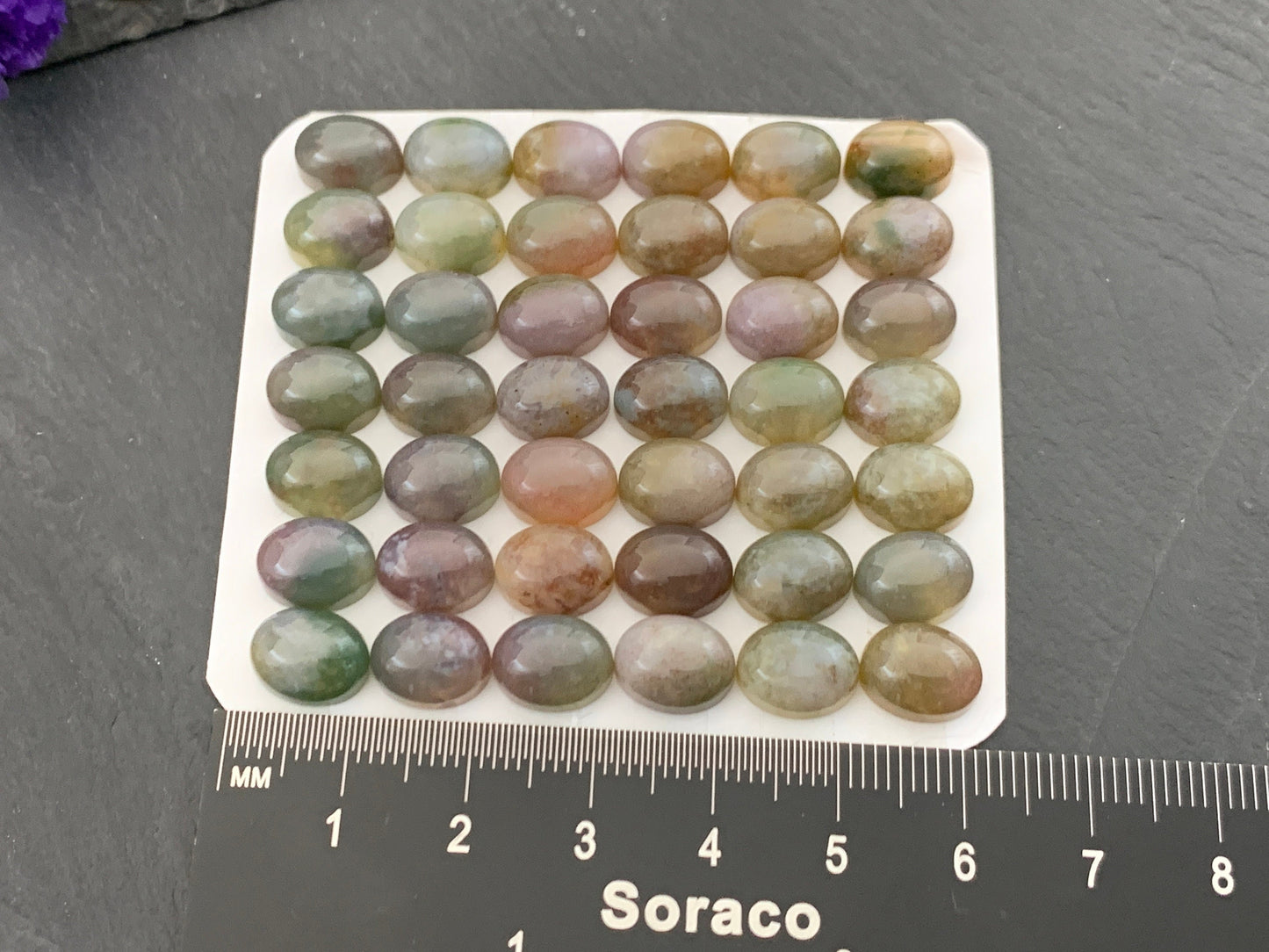 Blood Quartz oval 8x10mm cabochon - Calibrated cabochons