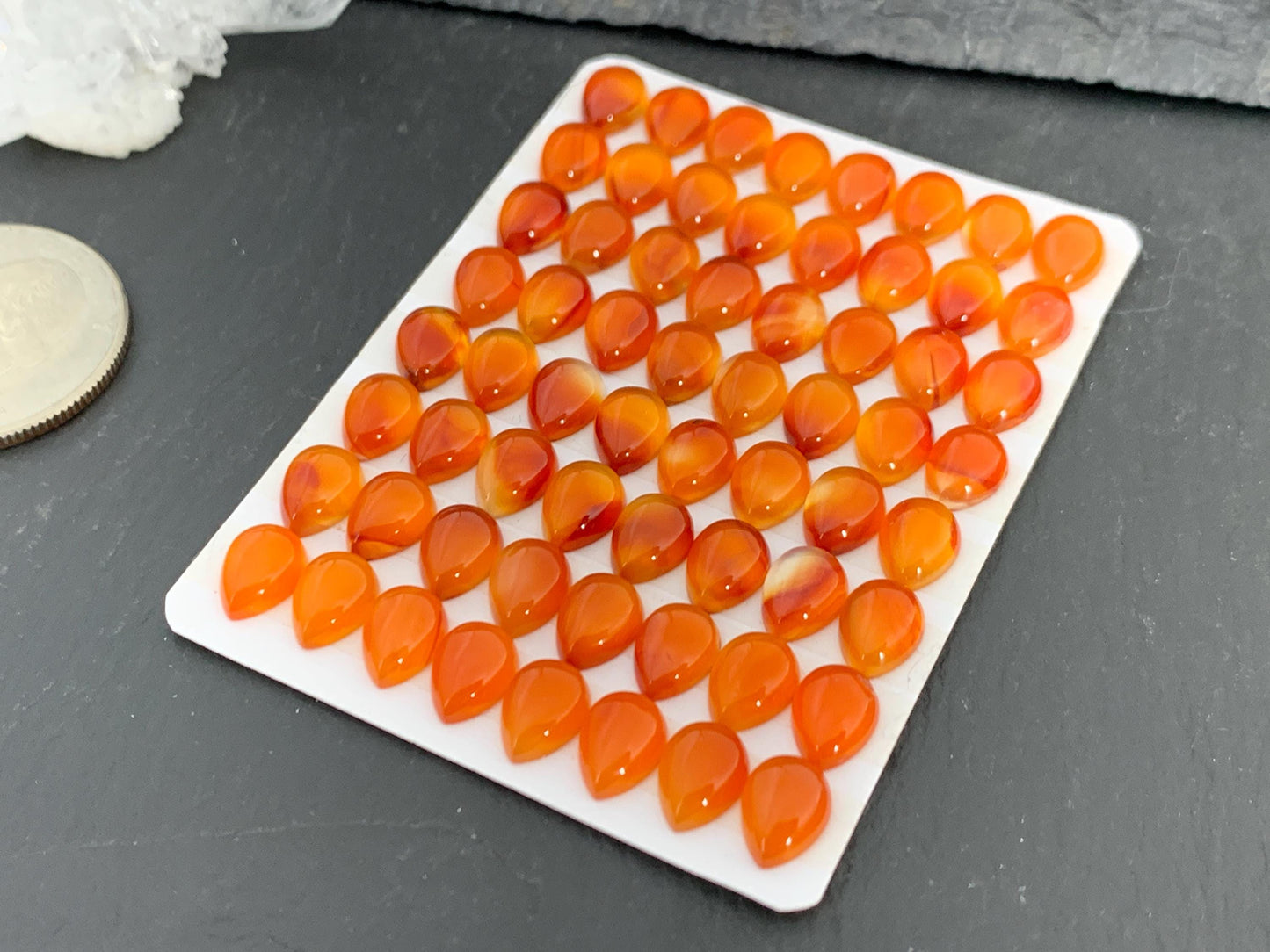 Carnelian pear 6x8mm cabochon - Calibrated cabochons