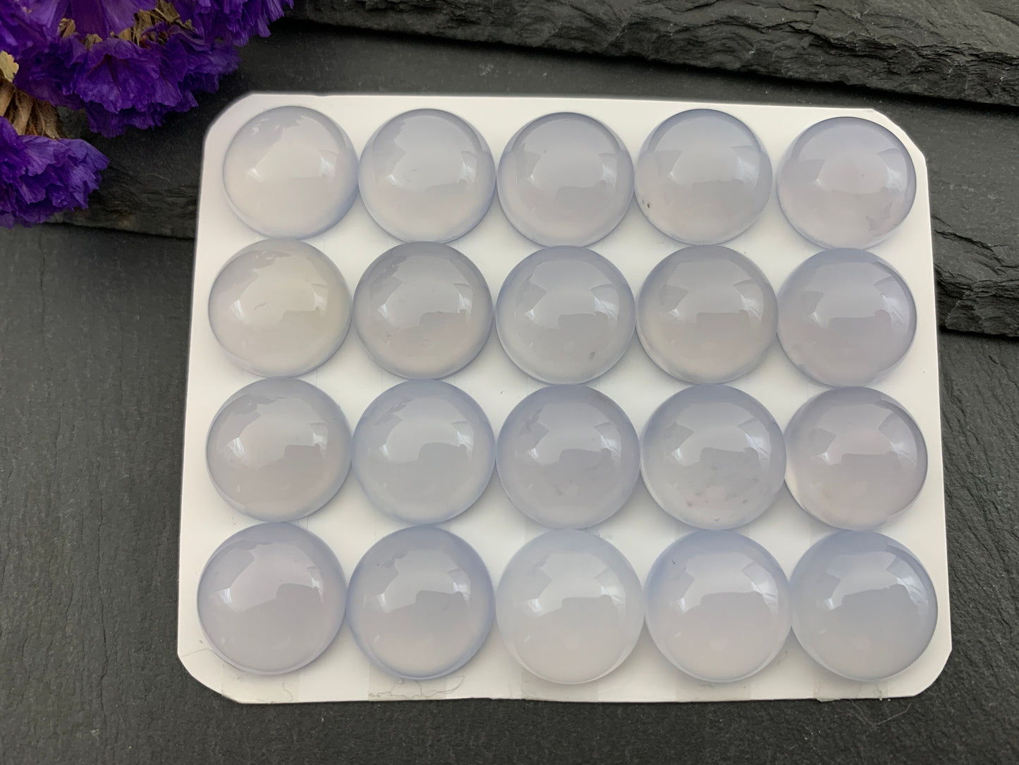Blue Chalcedony round 15mm cabochon - Calibrated cabochons