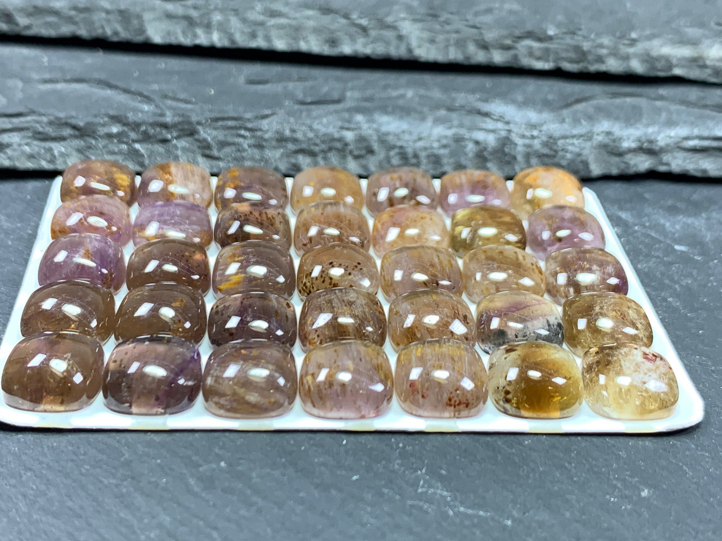 Amethyst Cacoxenite square cushion 10mm cabochon - Calibrated cabochons