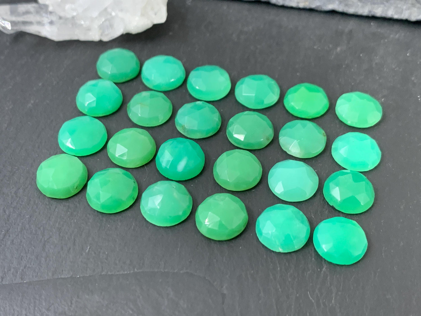 Faceted Chrysoprase Cabochon – 10mm Round Green Gemstone for Jewelry Making