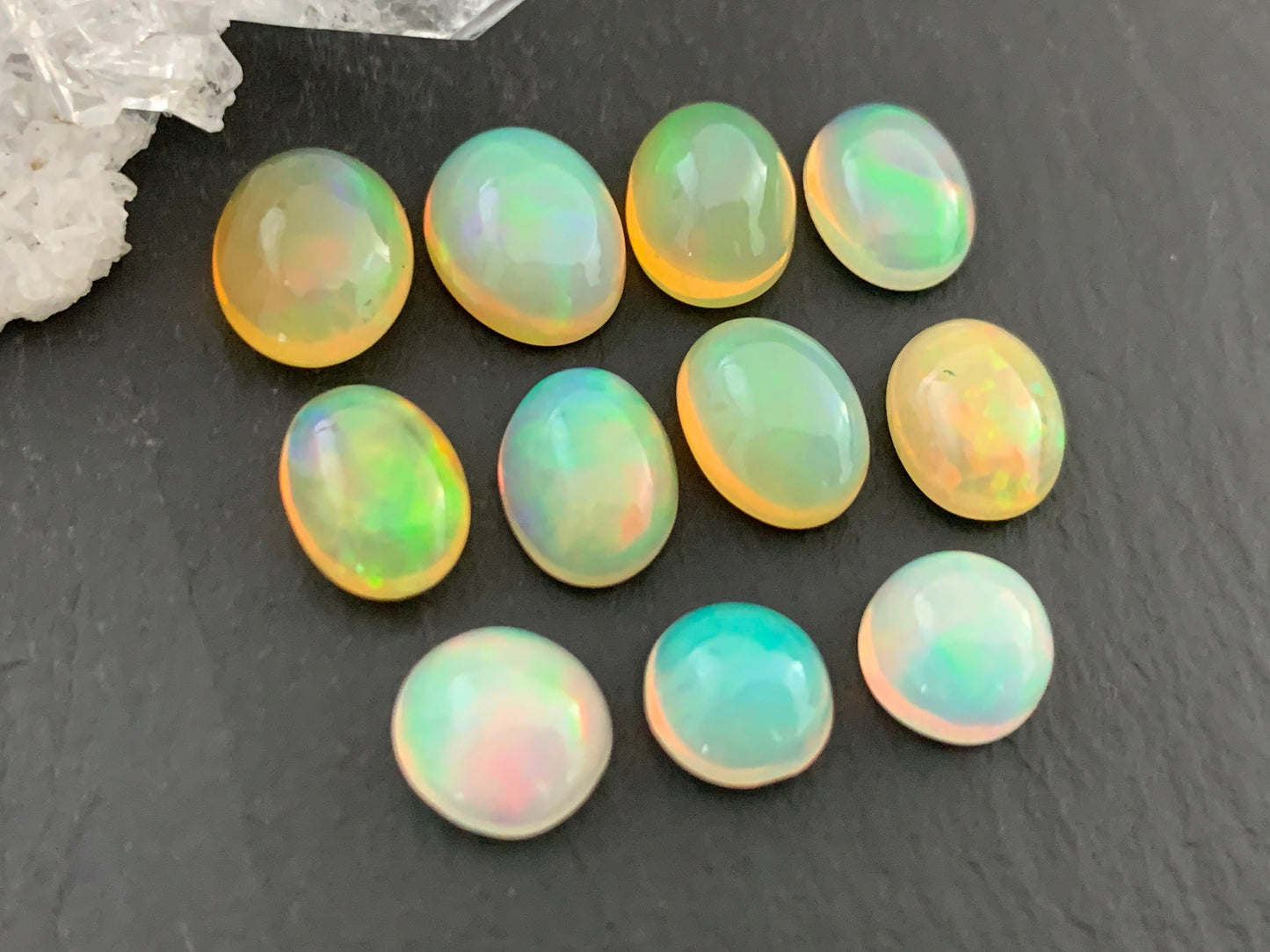 Ethiopian Opal 7-10mm cabochon