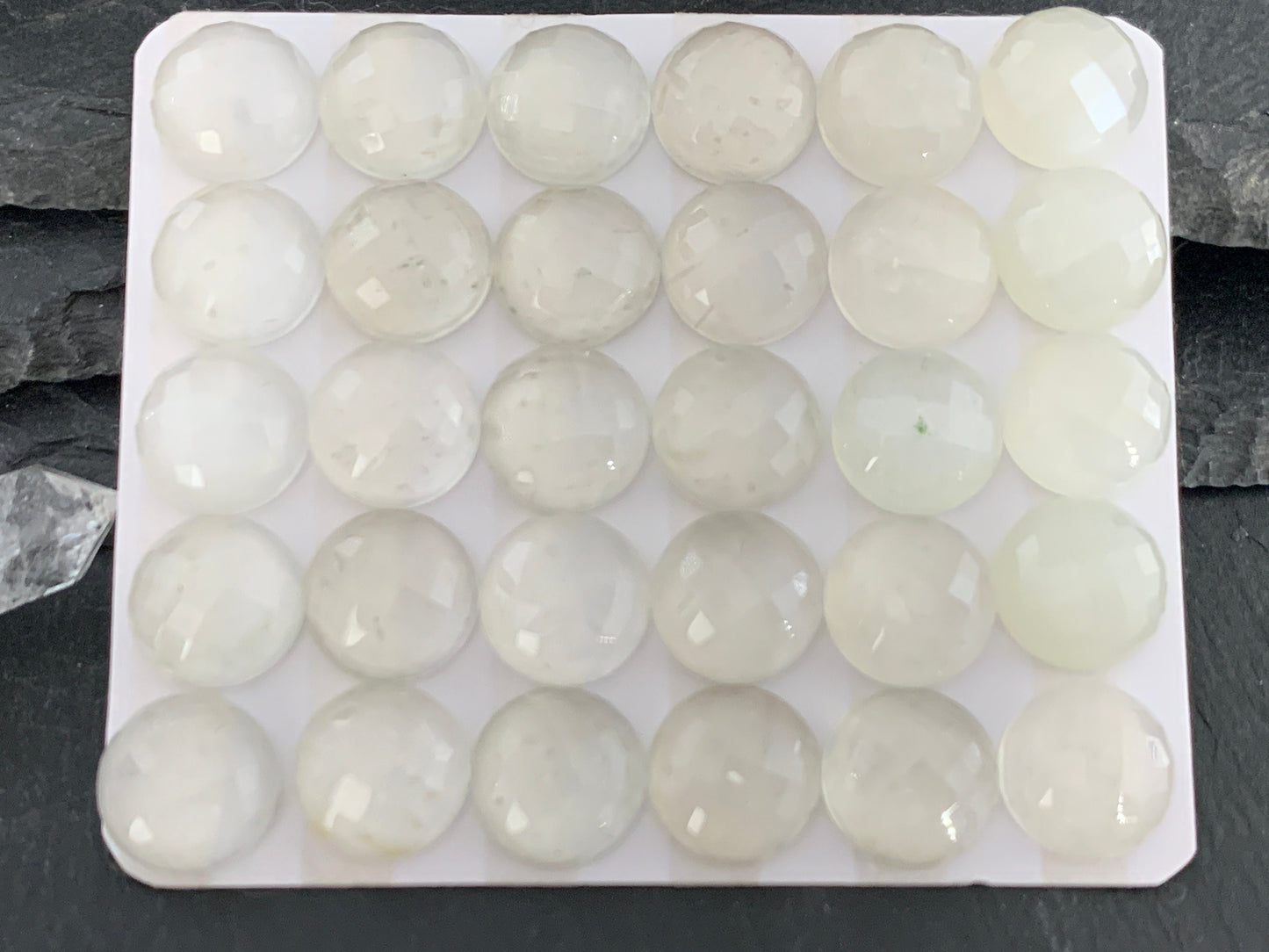 Faceted White Moonstone round 12mm cabochon - Calibrated cabochons