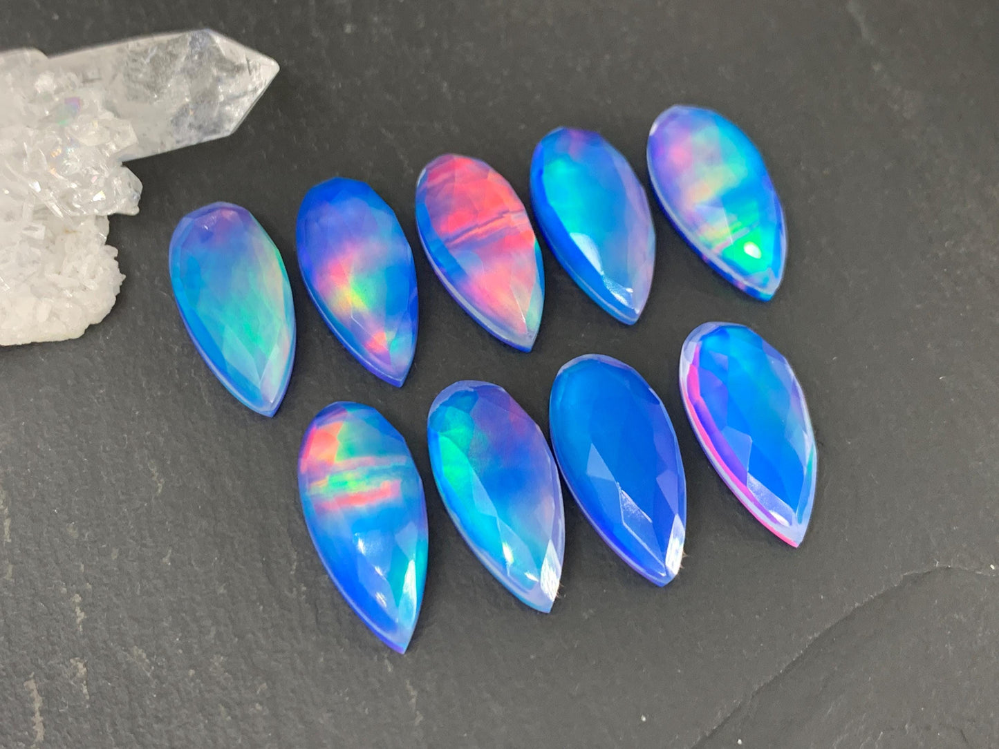 Faceted Aurora Opal pear 9x20mm cabochon - Doublet cabochon