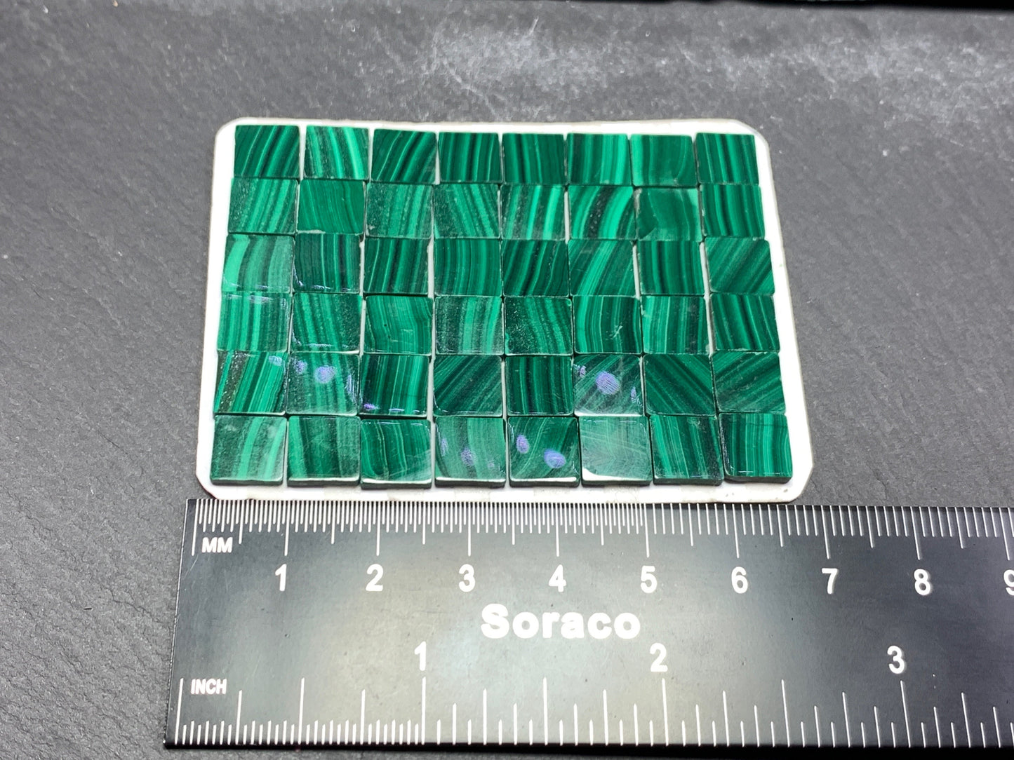Flat Malachite square 8mm cabochon - Calibrated cabochons