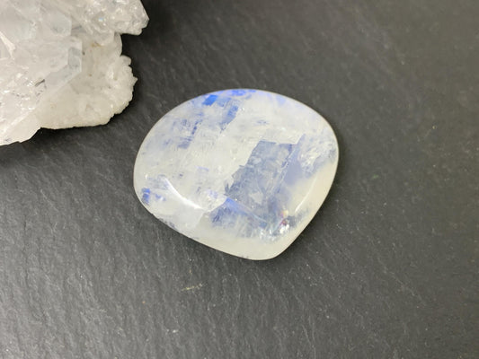 Rainbow Moonstone 23x20x7mm cabochon