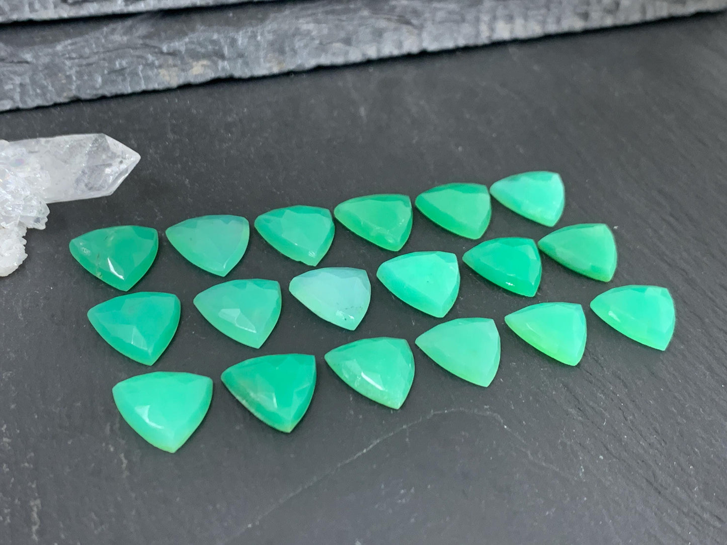Faceted Chrysoprase trillion 12mm cabochon