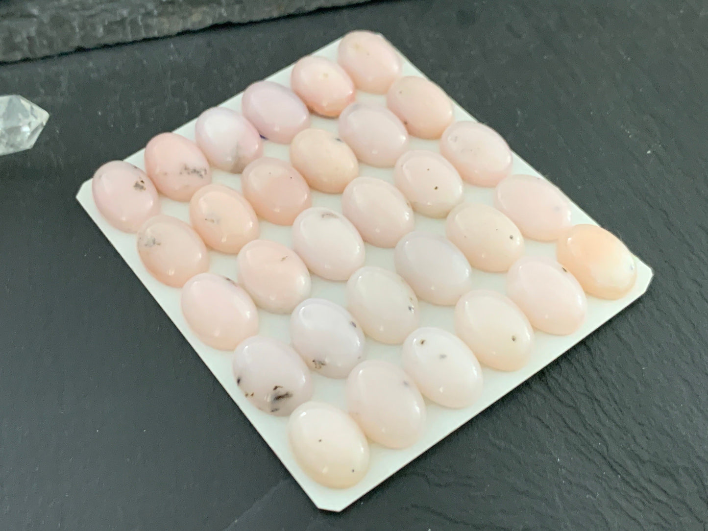Pink Opal oval 10x14mm cabochon - Calibrated cabochons